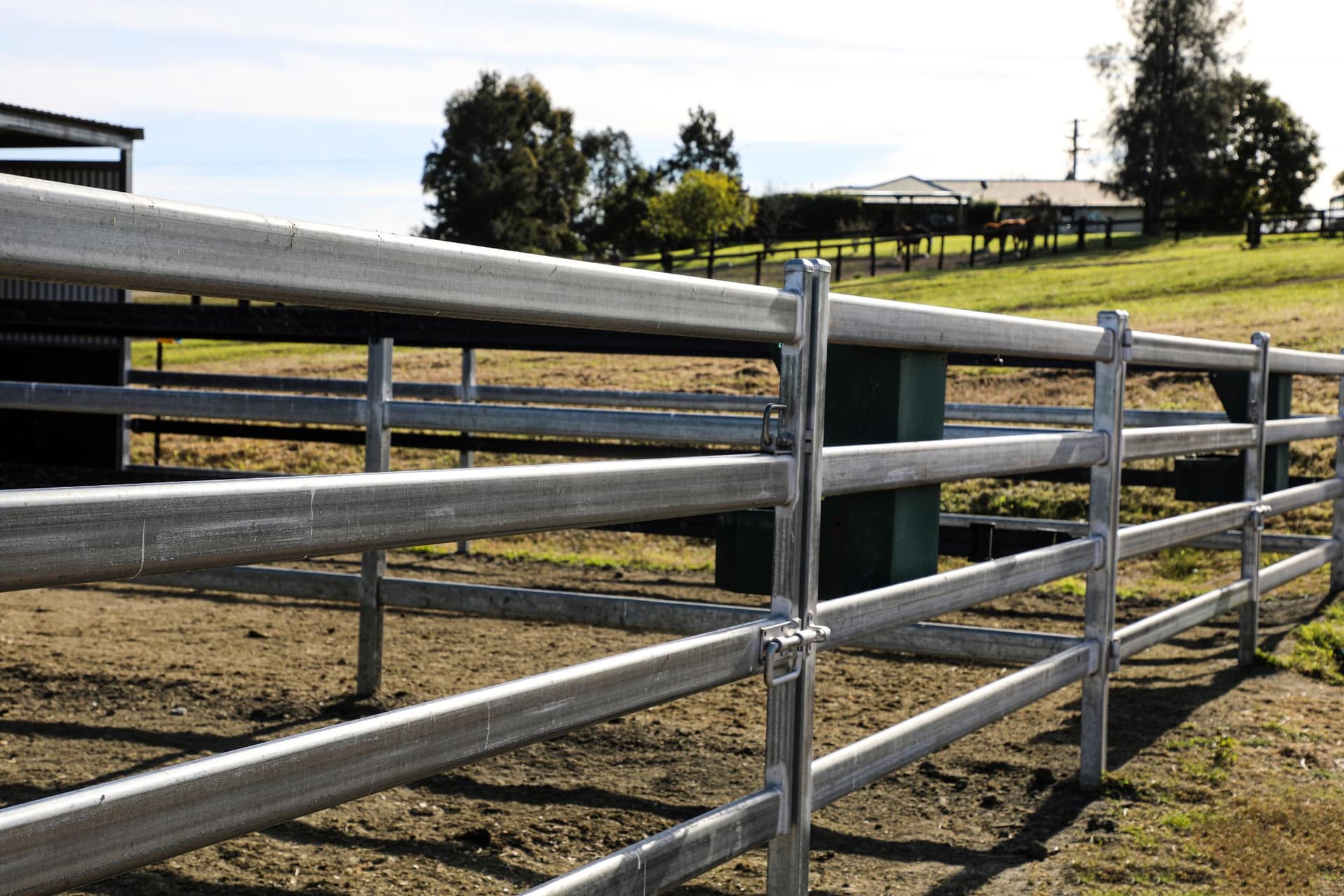 Hunters Lodge 100.jpg